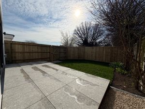 Photo 1- click for photo gallery